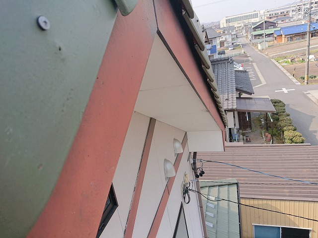 屋根点検も承ってます
